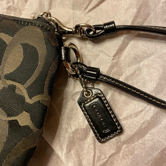 Coach Signature Black Nylon/Leather Wristlet - Picture 3 of 7